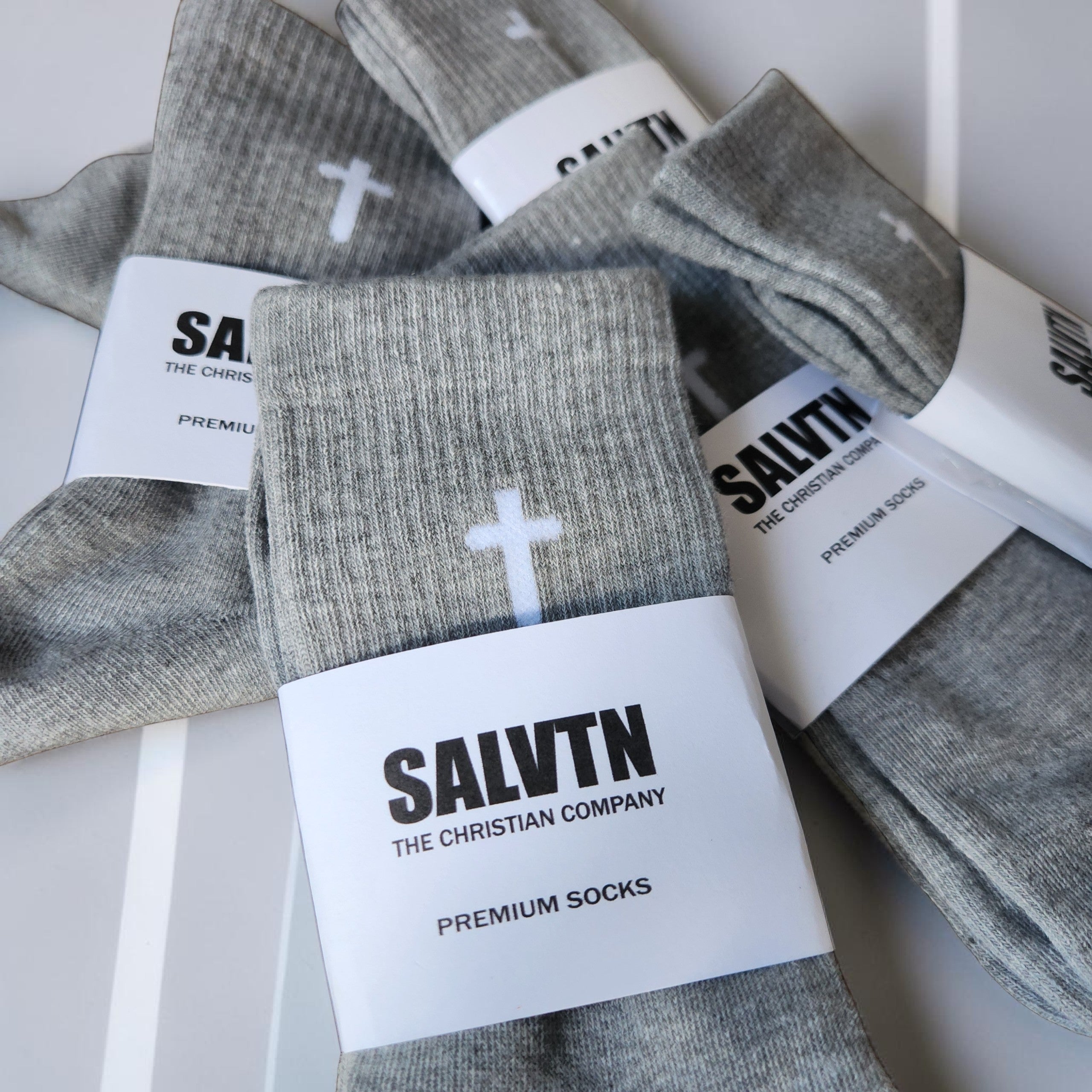 SALVTN SOCKS- CROSS (GREY/WHITE)
